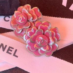 Authentic CHANEL Camilla flower earrings 🌺
